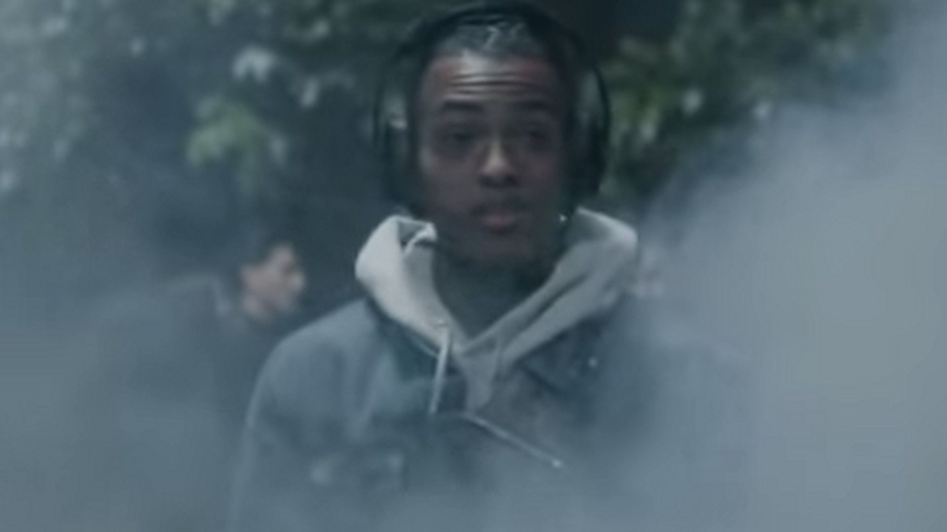 XXXTentacion cuffie fumo, 1920x1080 Full HD, Desktop