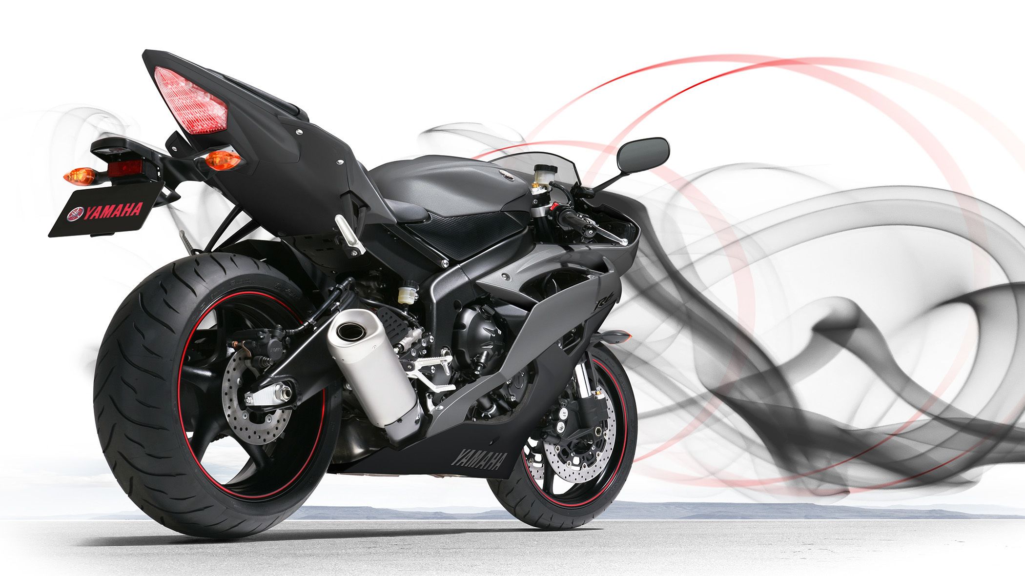 Yamaha R6 moto nera, 2100x1181 2K, PC
