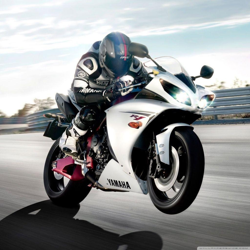 Moto Yamaha R1 bianca, 1024x1024 HD, Desktop