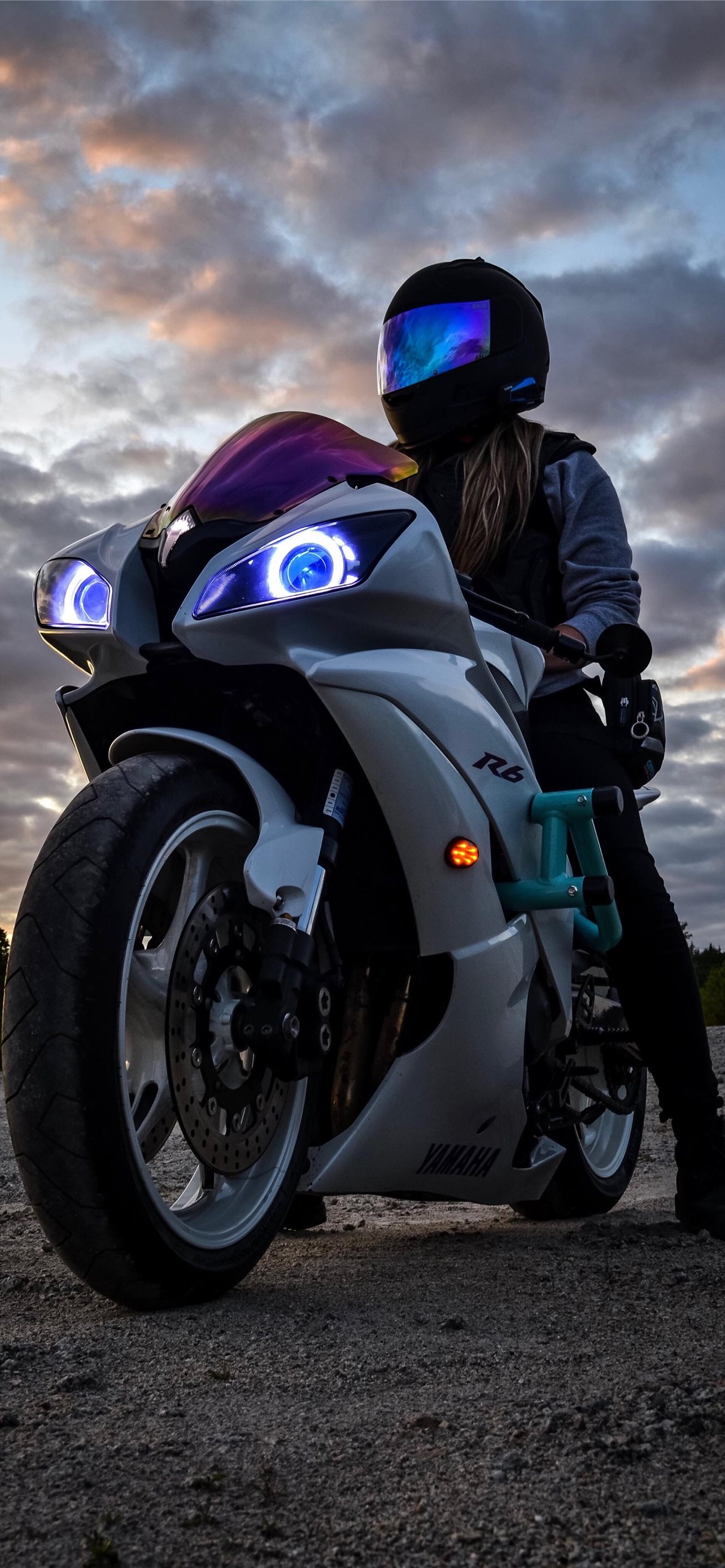 Moto sportiva Yamaha R6, 1284x2778 Verticale, Telefono