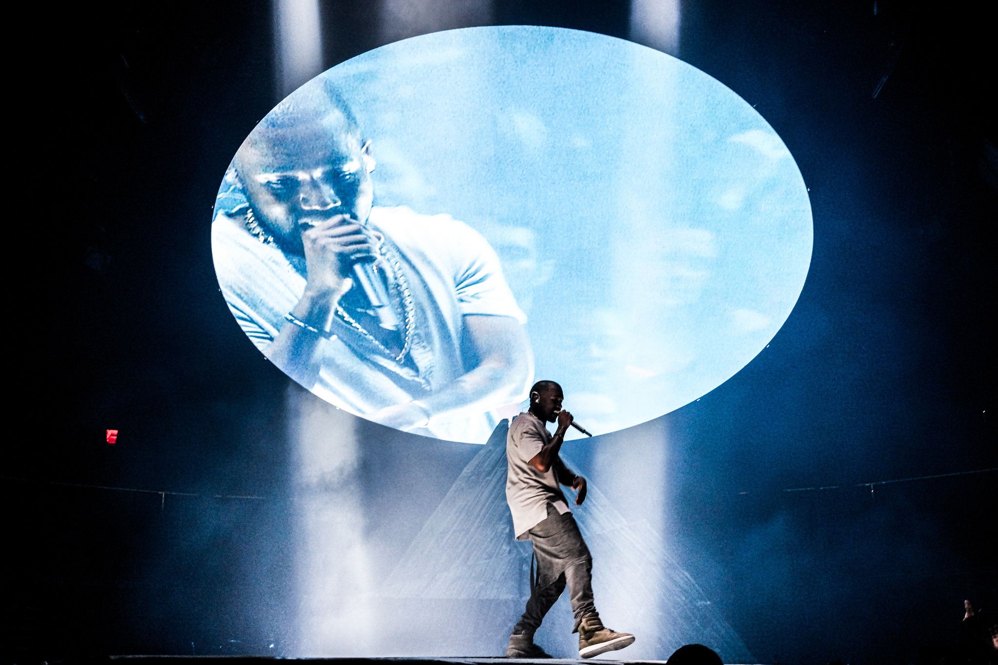 Kanye West concerto Yeezus Tour, 2048x1365 Hi-Res, iMac