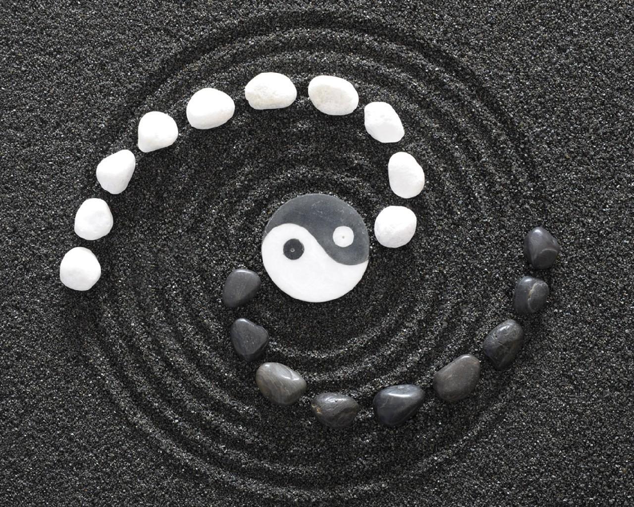 Yin yang pietre su sabbia, 1280x1024 HD, Desktop