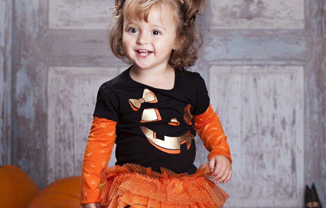 Bambina costume zucca Halloween, 1332x850 720p, MacBook Air