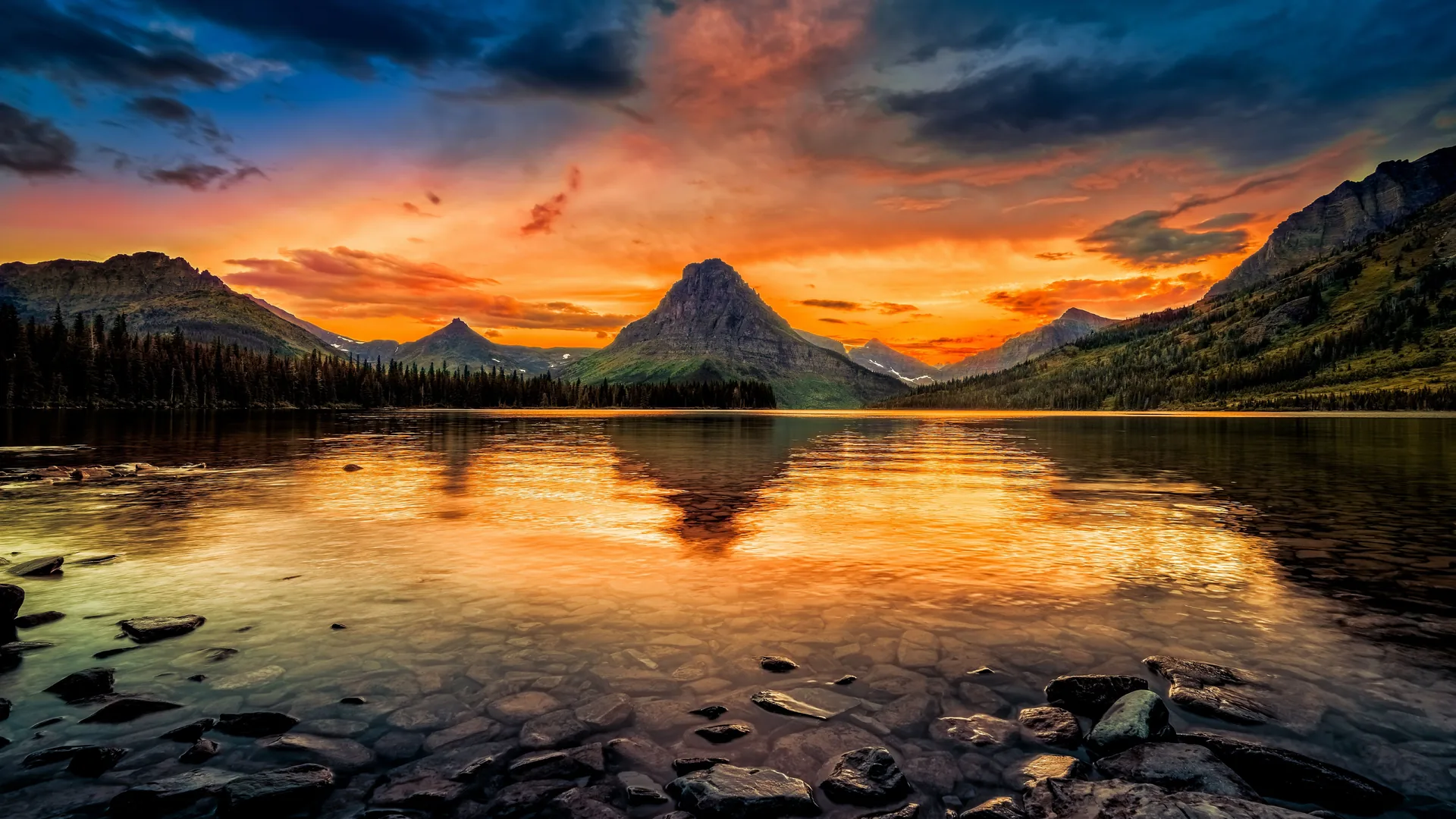 Tramonto arancione su lago montano, 7680x4320 UHD, PC 4K