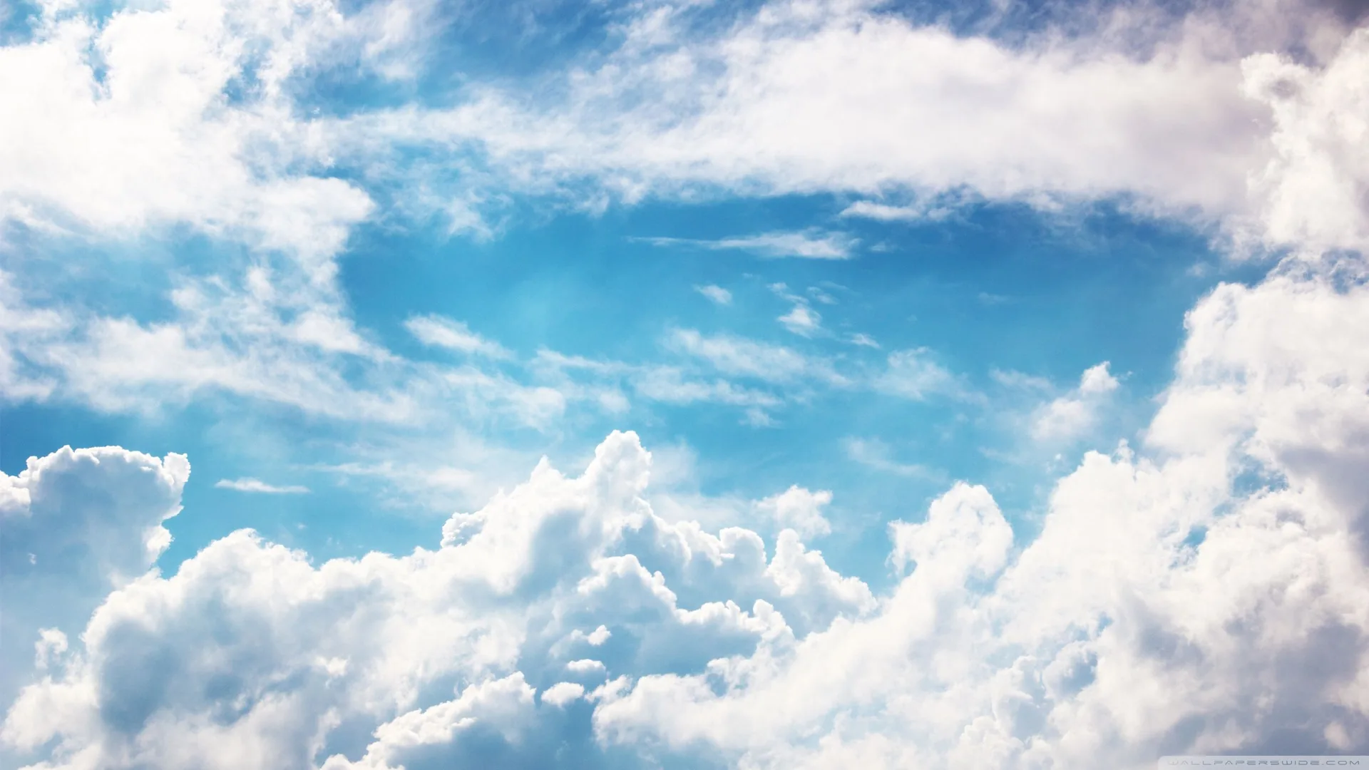Cielo azzurro con nuvole bianche, 2560x1440 2K QHD, PC