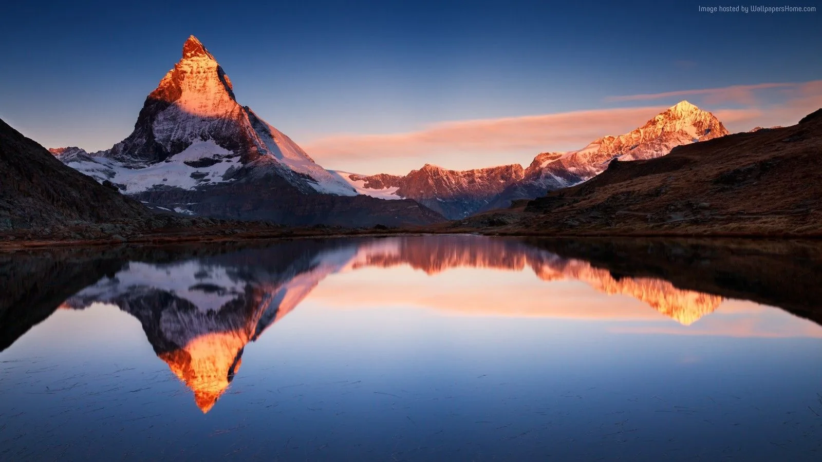 Montagna Cervino riflessa lago, 1600x900 HD Ready, PC