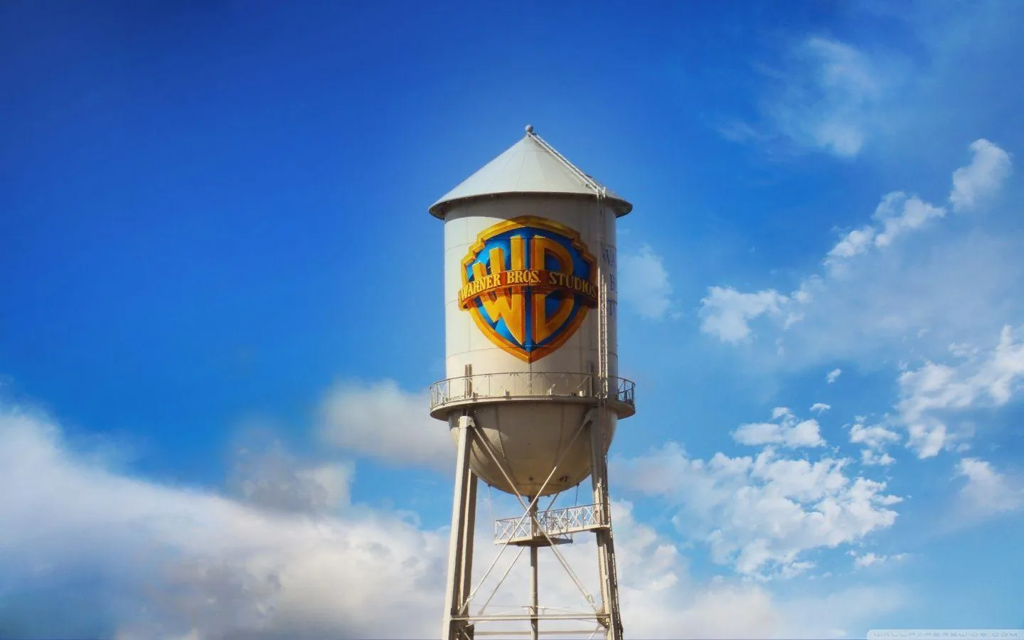 Torre idrica logo Warner Bros, 1440x900 720p, Laptop