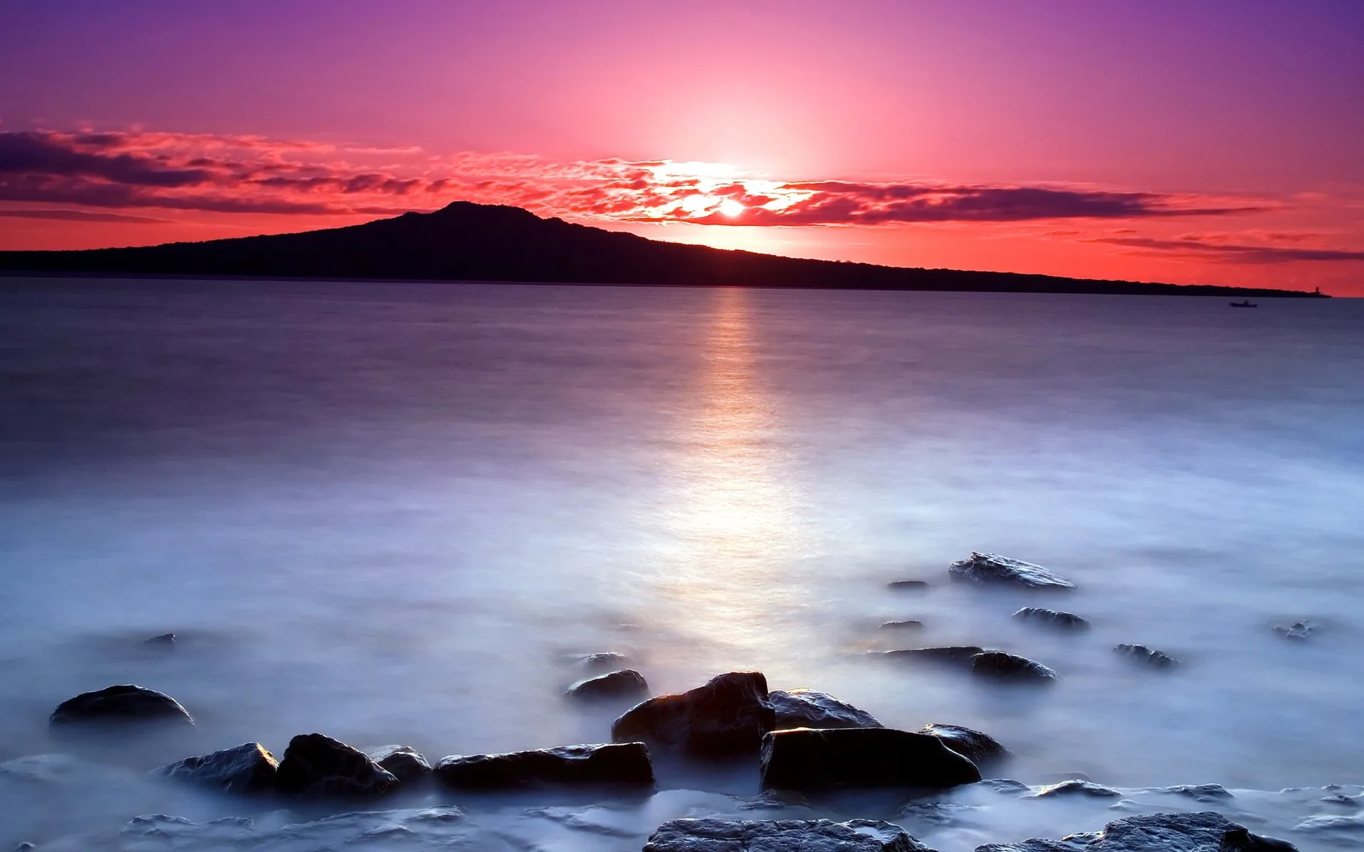 Alba viola su mare calmo, 2406x1504 alta risoluzione, Desktop