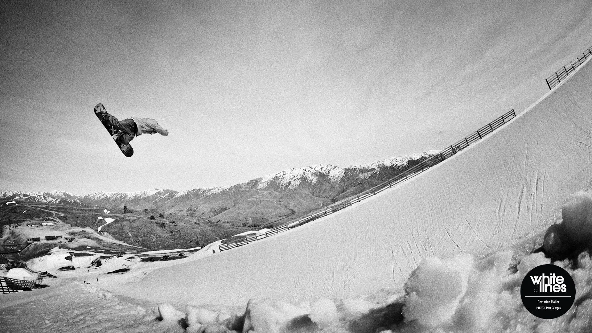 Snowboarder salto bianco e nero, 1920x1080 Full HD 1080p, PC Desktop