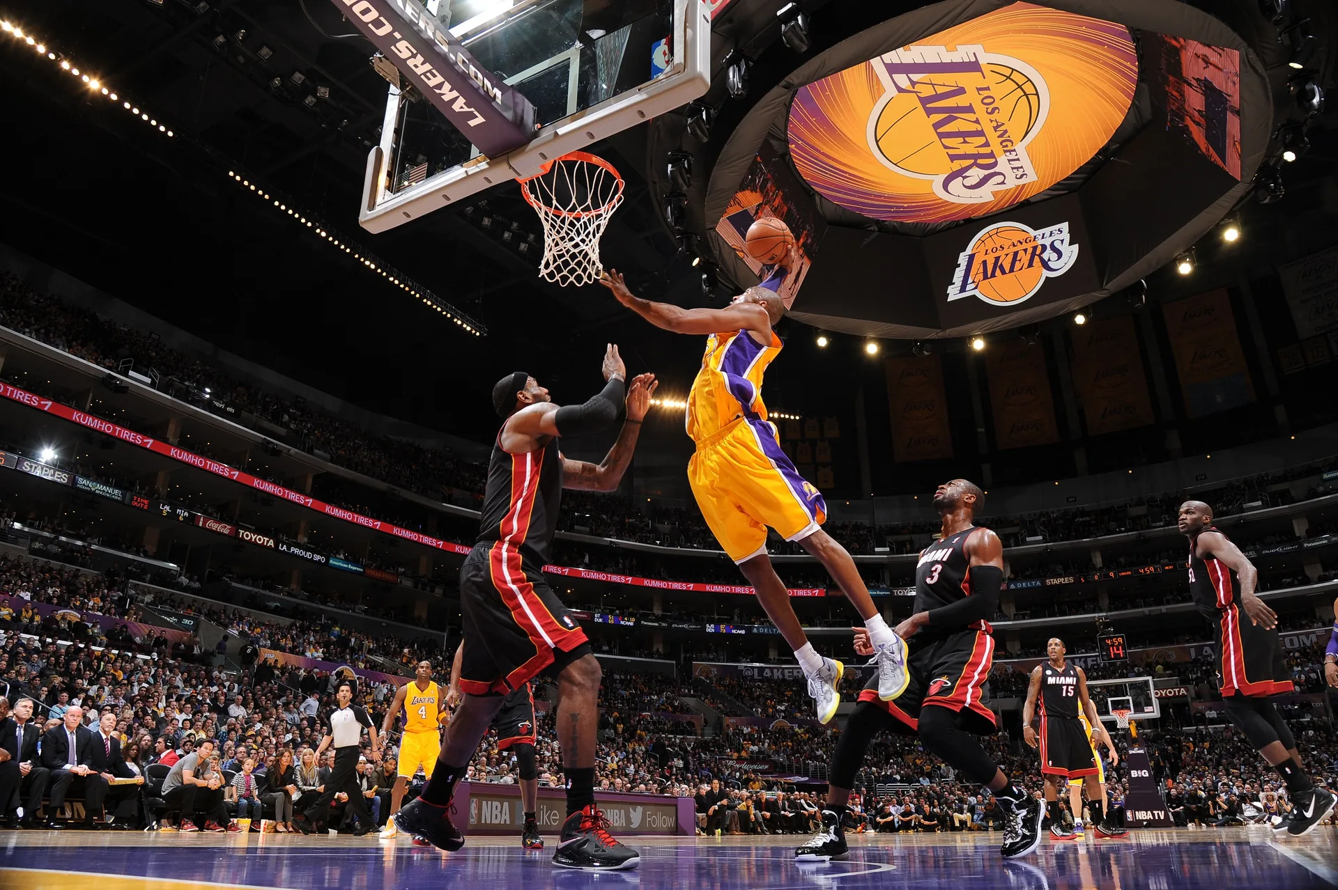 Kobe Bryant schiacciata Lakers, Los Angeles Lakers, 4256x2832 4K Ultra HD, Monitor 4K