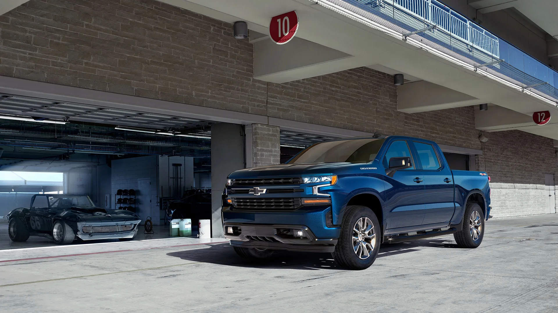 Chevrolet Silverado blu, parcheggio, 3840x2160 Ultra HD, 4K TV