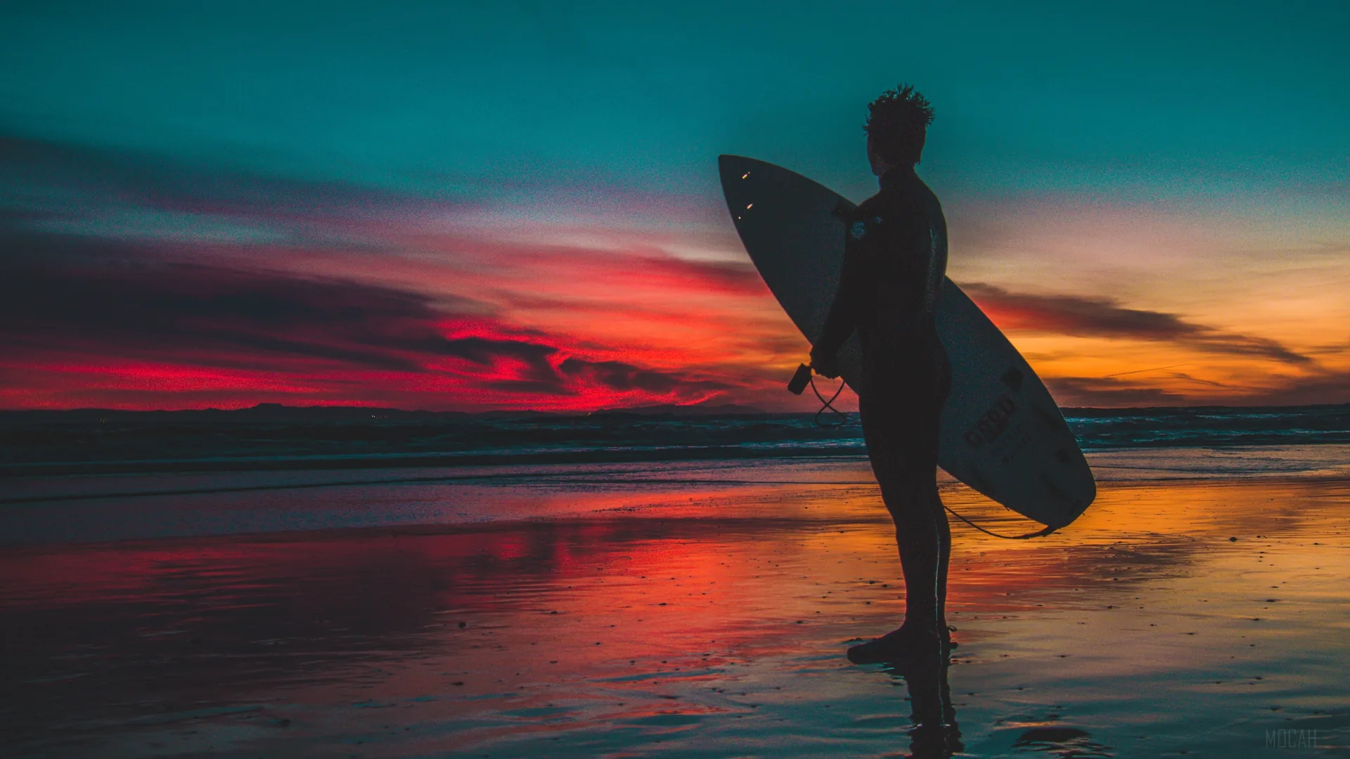 Surfista silhouette al tramonto, 3840x2160 Ultra HD, 4K TV