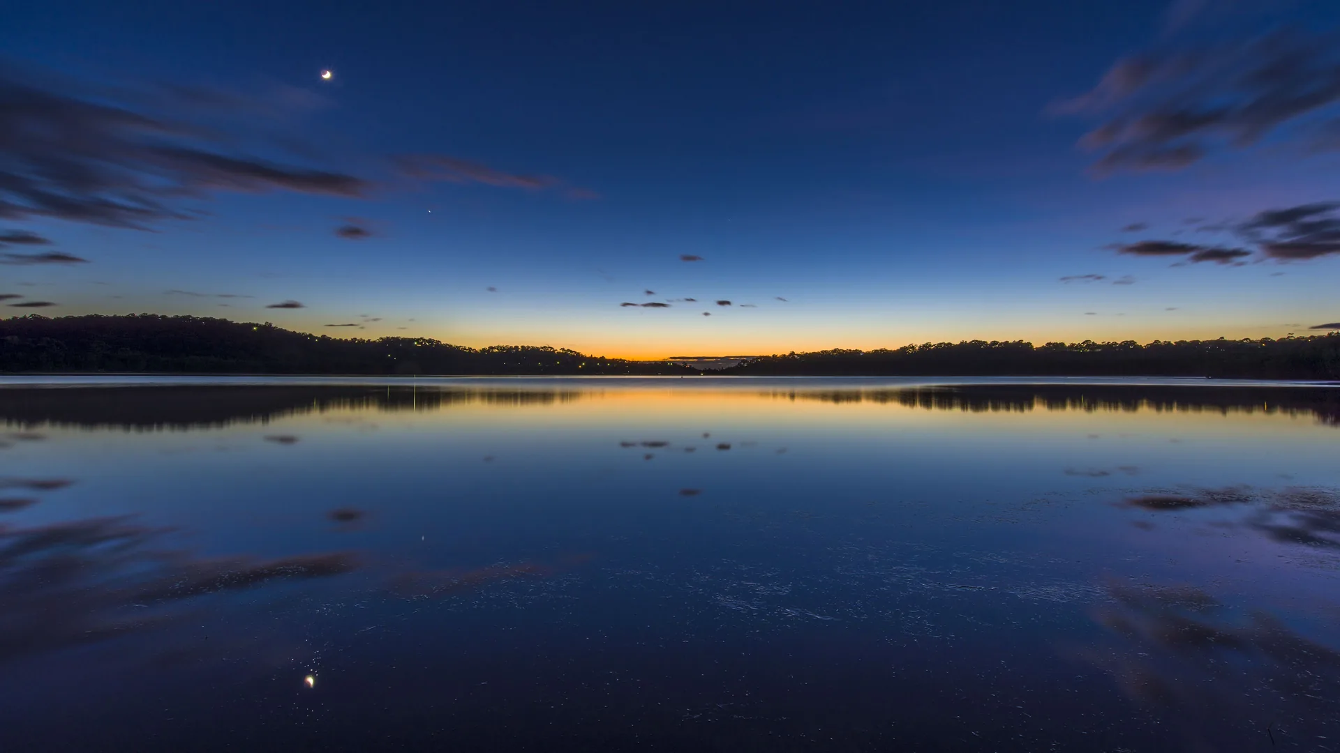 Lago al tramonto, cielo blu, 3840x2160 Ultra HD, PC