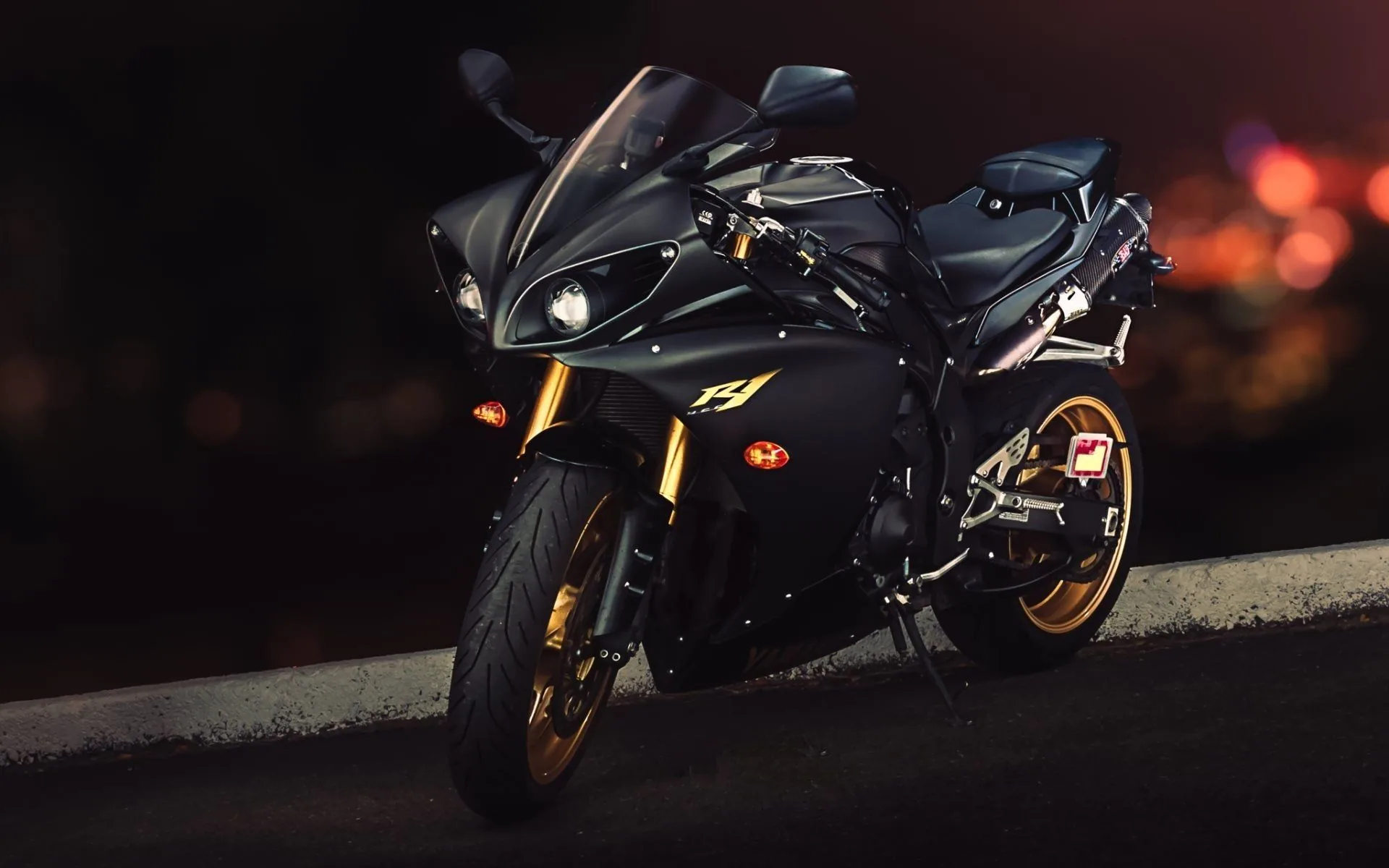 Moto sportiva Yamaha nera, 1920x1200 Full HD+, PC