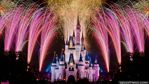 Castello Disney con fuochi d'artificio