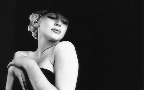 Marilyn Monroe Supreme