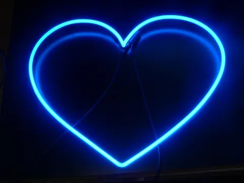 Neon aesthetic blu